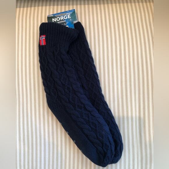 Men’s Cozy Sherpa Lined Socks with Grip - Picture 1 of 3